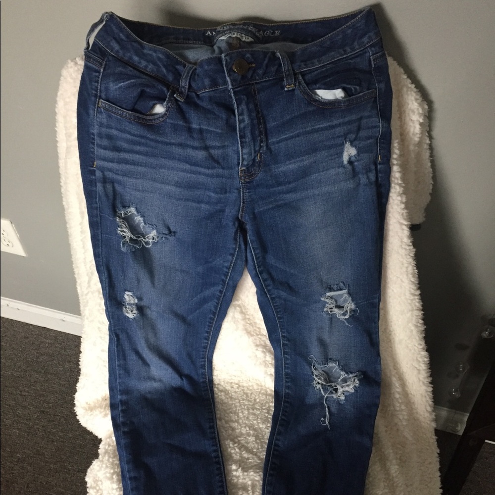 American eagle ripped jeans